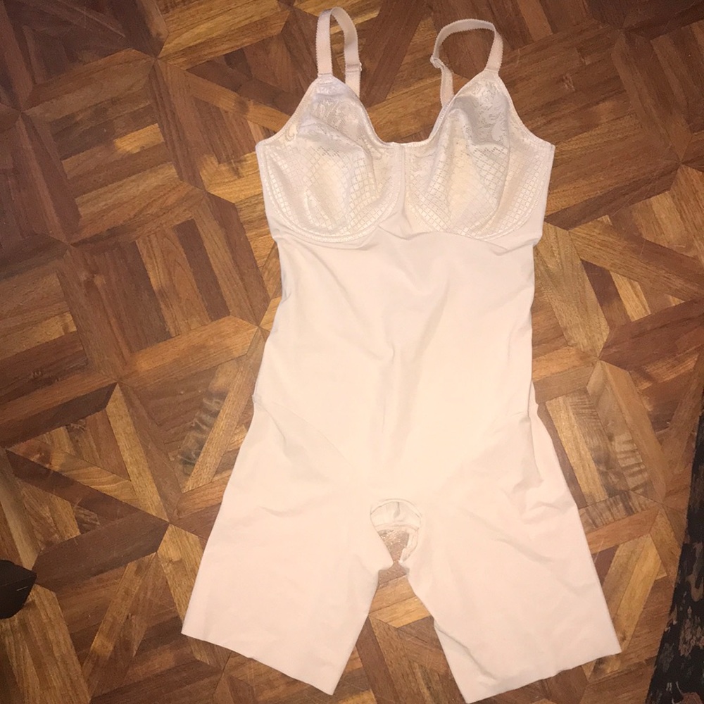 Wacoal shaper 36DD